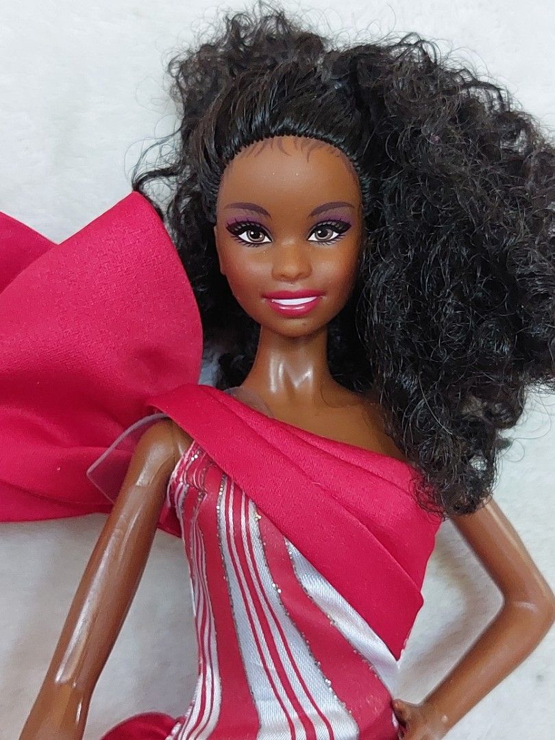 Barbie Holiday 2019 AA