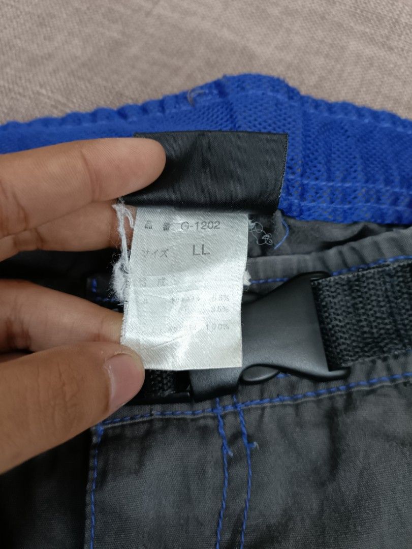 Bayleaf Cargo Shorts, Men's Fashion, Bottoms, Shorts on Carousell