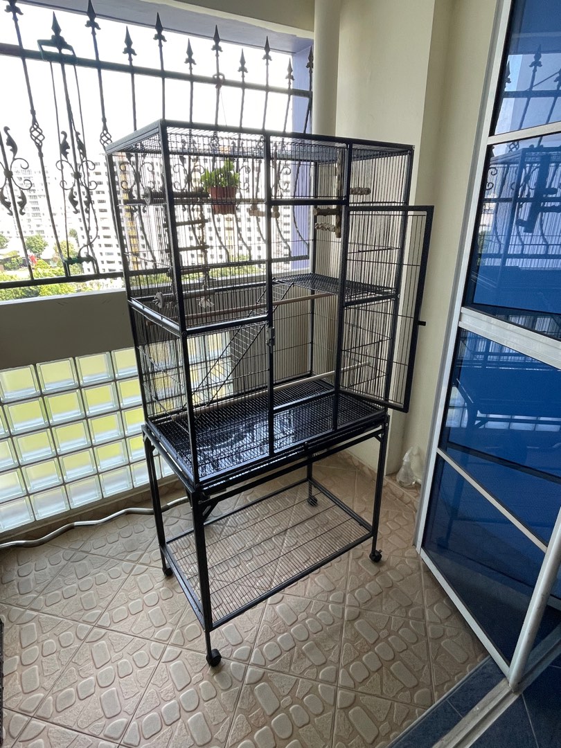 Second hand parrot clearance cages