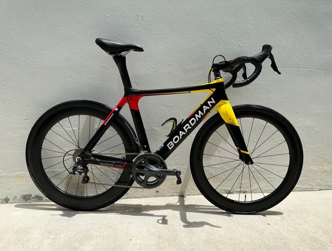 Boardman Air Signature 9.9 full carbon aero road bike shimano ultegra groupset carbon clincher wheelset