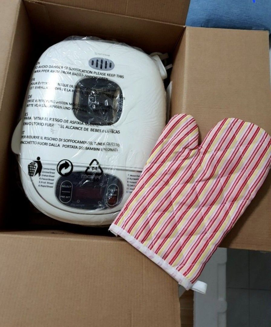 bread maker meyer (Category: Breadmakers) located in Singapore. Submitted by carbodes8 (Listing ID 1222999657, Image 1). Description: 👉self pick up under my block. or add in $15 for delivery to your house. bought this many years ago. Rtp selling $199 👉never used. new! 👉no receipt. ✔Sincere buyers kindly pm me if interested. ❌No for fussy buyers. Meeting Location Can be Arranged 💰cash or paynow Only. Goods Sold Are not Returnable/Exchangeable.