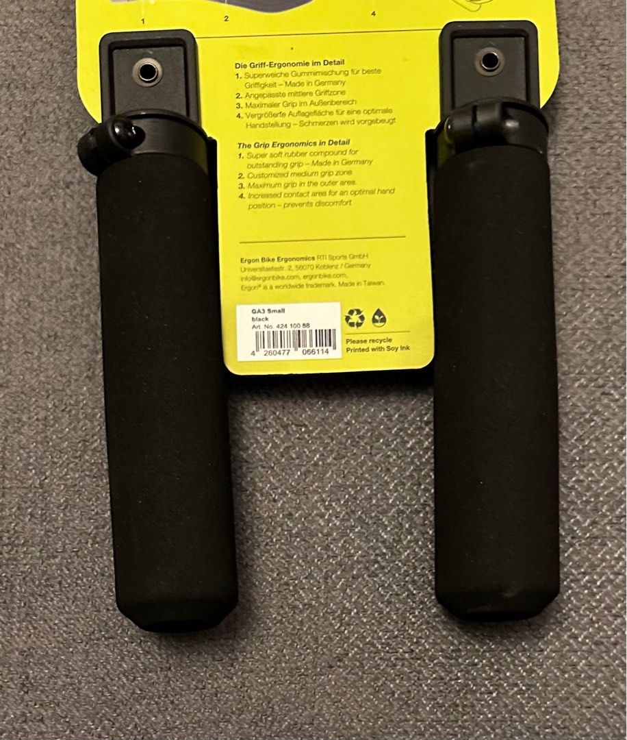 Brompton T Line handlebar grips, Sports Equipment, Bicycles & Parts