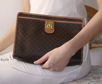 （分類：）位於 。 由 preloveditemshk 提交（商品編號 1218498997，圖片 1）。簡介： 。