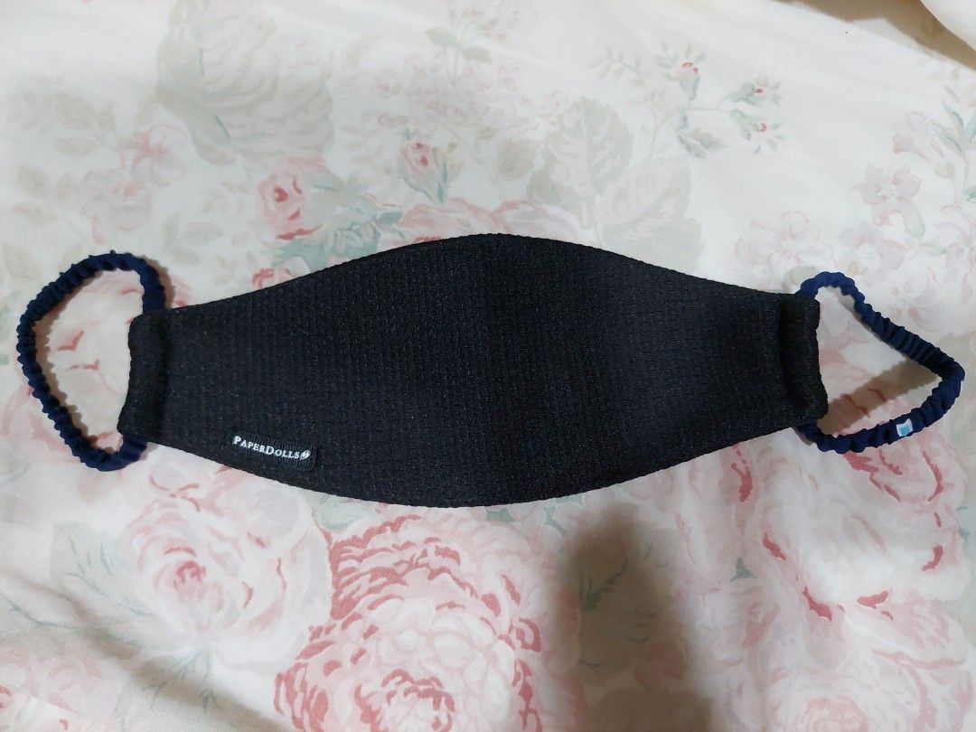 Cloth Facemask (Category: Other Accessories) located in San Juan City. Submitted by _rian (Listing ID 1222944185, Image 2). Description: Color: Black Has a pocket for filter I have 2 of these (P100 each).