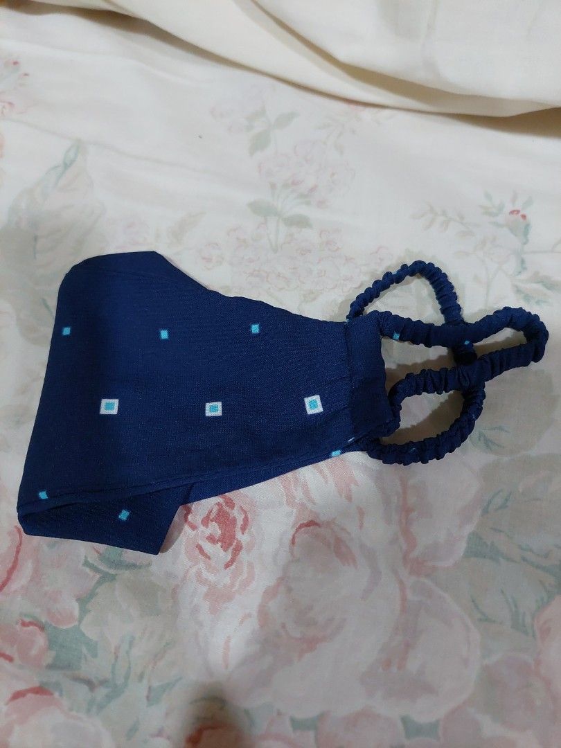 Cloth Facemask (Category: Other Accessories) located in San Juan City. Submitted by _rian (Listing ID 1222945373, Image 1). Description: Color: Blue Has a pocket for filter I have 2 of these (P100 each).