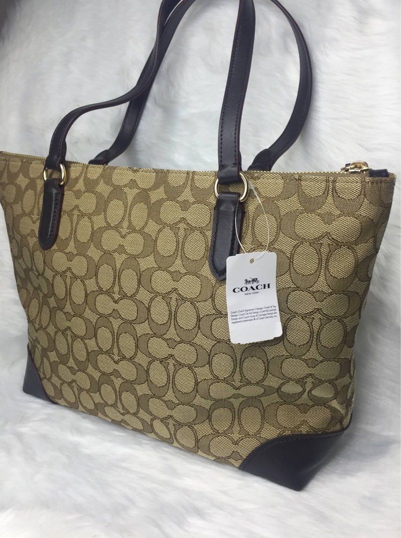 F29958 coach shop