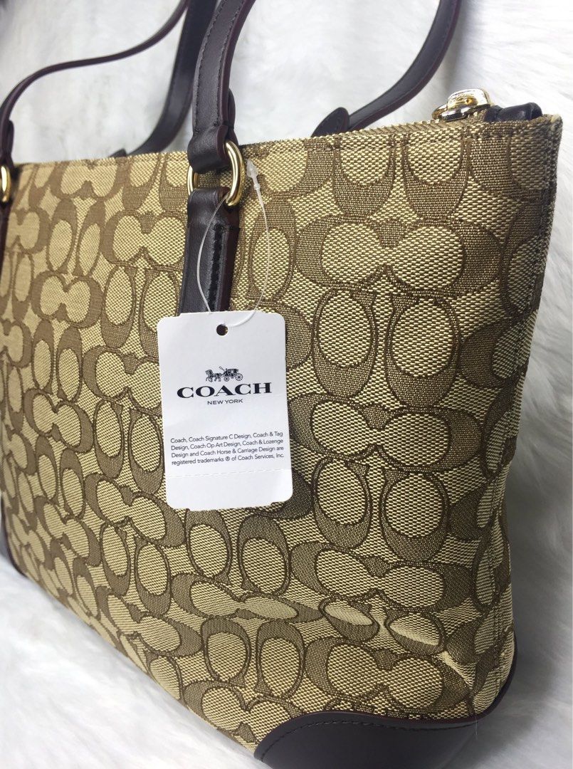 COACH Zip Top Tote in Signature Jacquard F29958 on Carousell