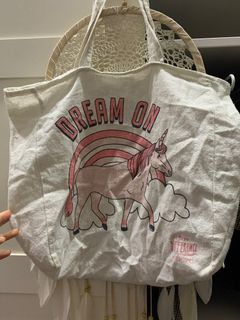 (Category: ) located in . Submitted by aririsyh (Listing ID 1222892671, Image 1). Description: .