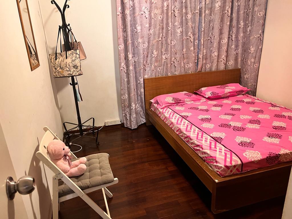 (Category: ) located in . Submitted by deepa7252 (Listing ID 1222874943, Image 1). Description: .