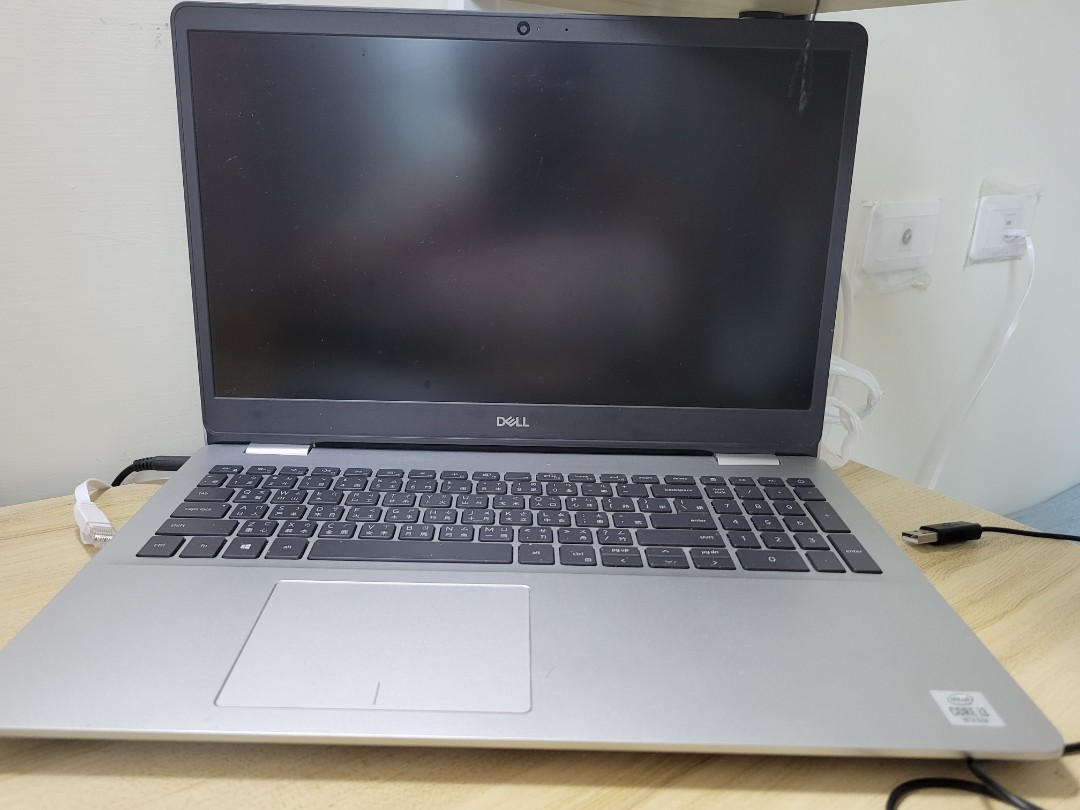 Dell inspiron 5593, 電腦及科技產品, 桌上電腦或筆記型電腦在旋轉拍賣