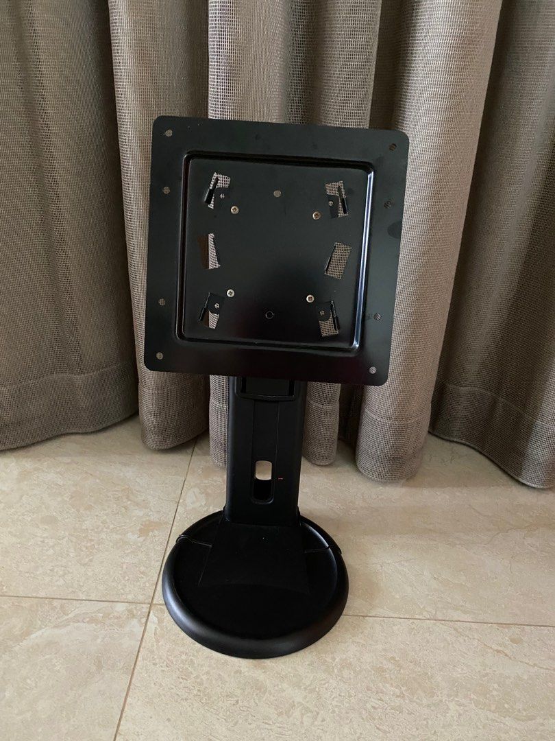 LG Monitor with Stand, Computers & Tech, Parts & Accessories, Monitor