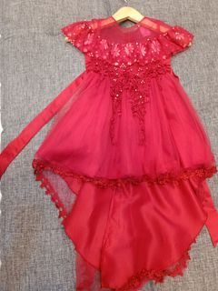 Dress gaun merah