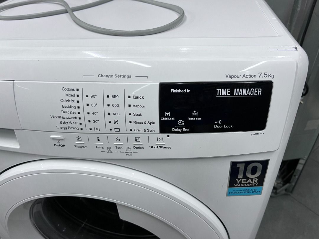 ELECTROLUX 7.5KG FrontLoad Washing Machine EWF857433, TV & Home