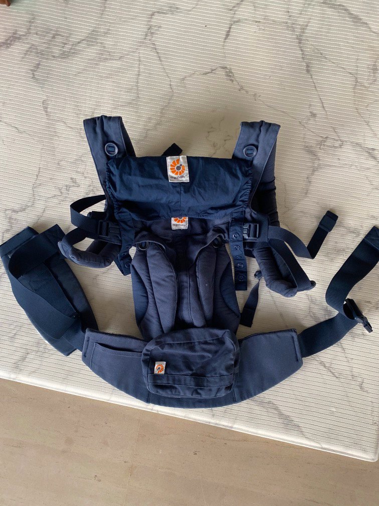 Ergobaby Carrier 360, Babies & Kids, Going Out, Carriers & Slings on