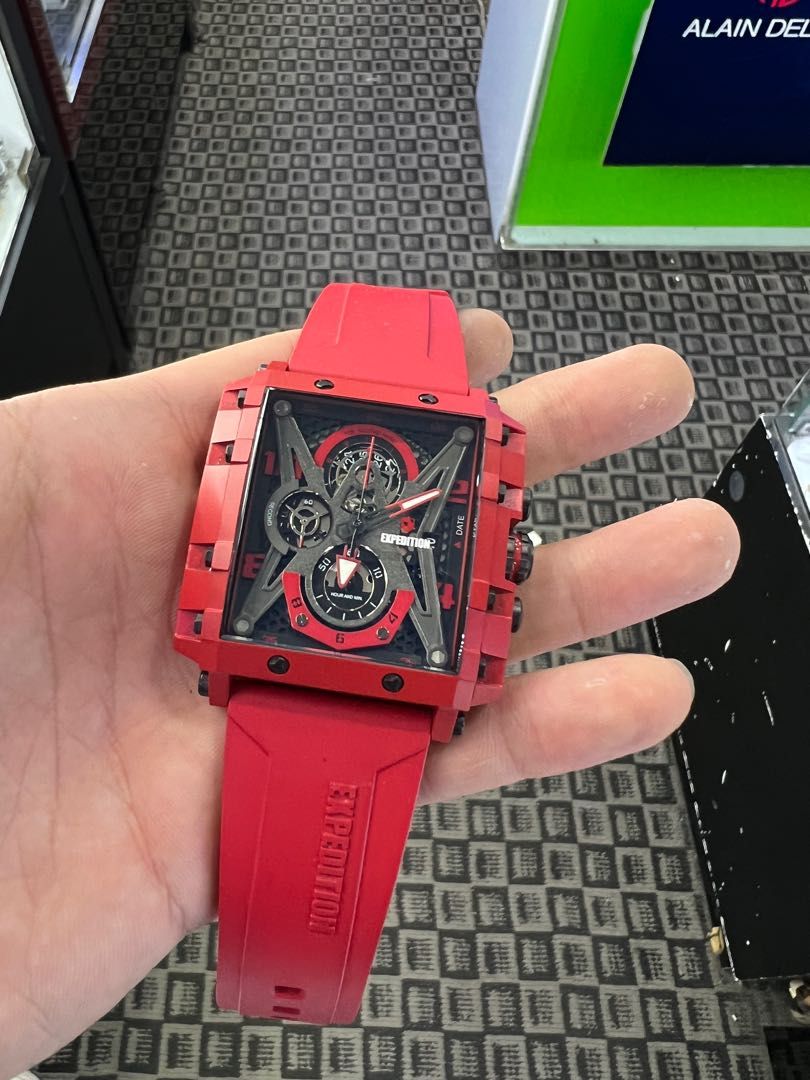 Expedition hotsell e8 watch
