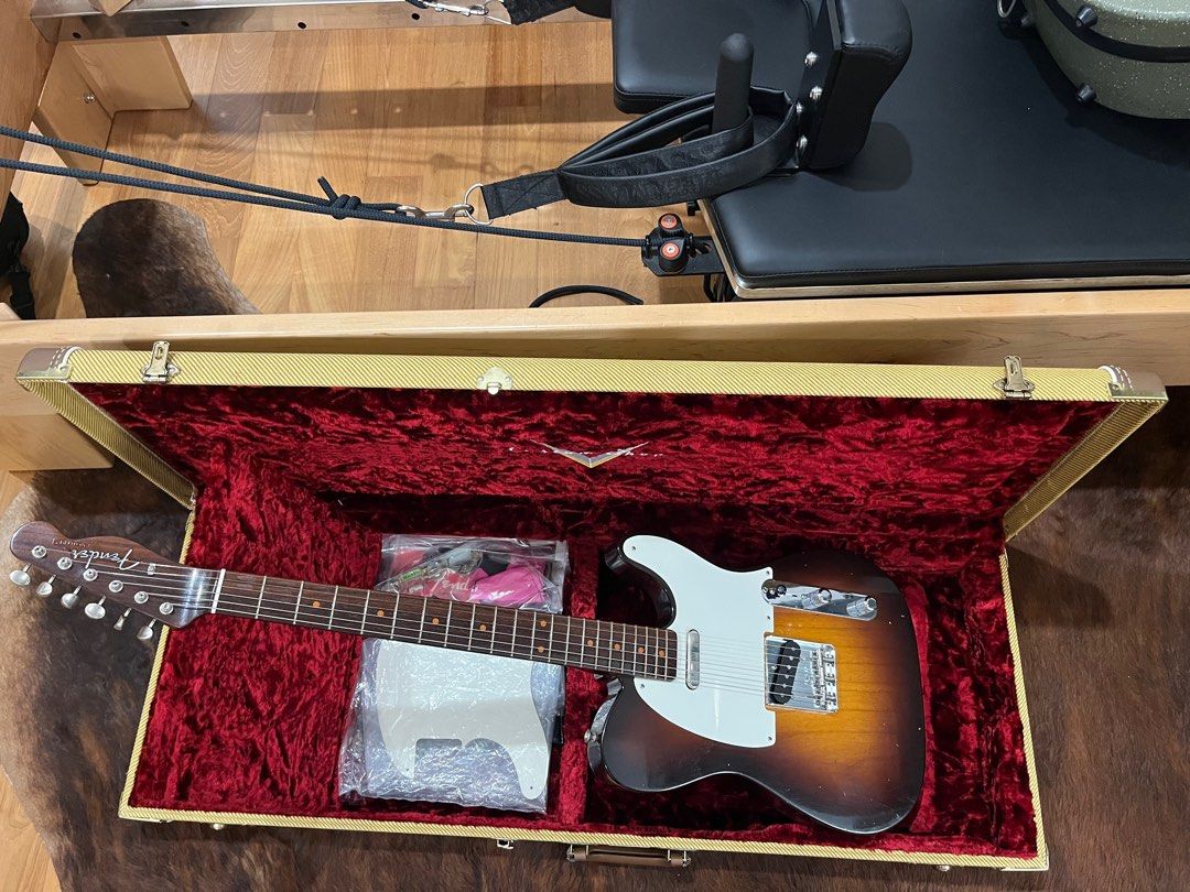 Fender custom shop telecaster/esquire, Hobbies & Toys, Music & Media ...