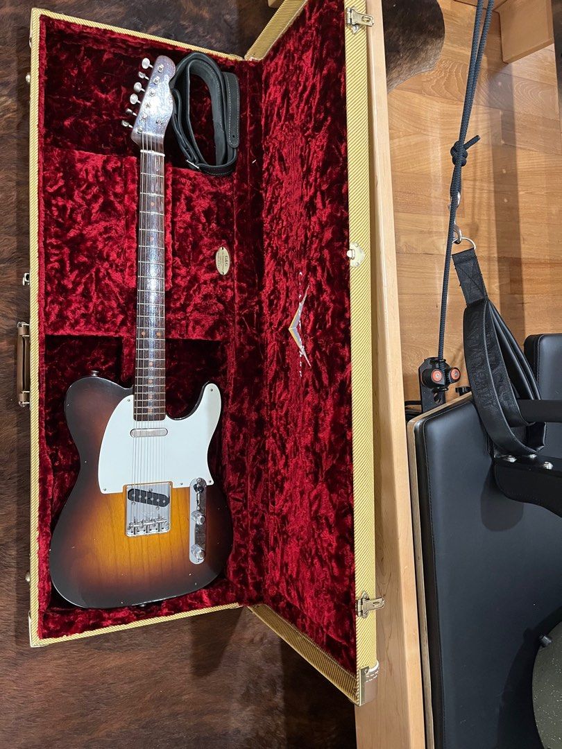 Fender custom shop telecaster/esquire, Hobbies & Toys, Music & Media ...