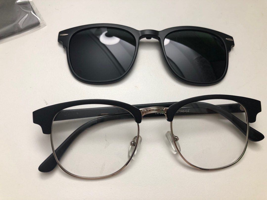 Glasses Frame + Sunglasses Attachment., Men's Fashion, Watches