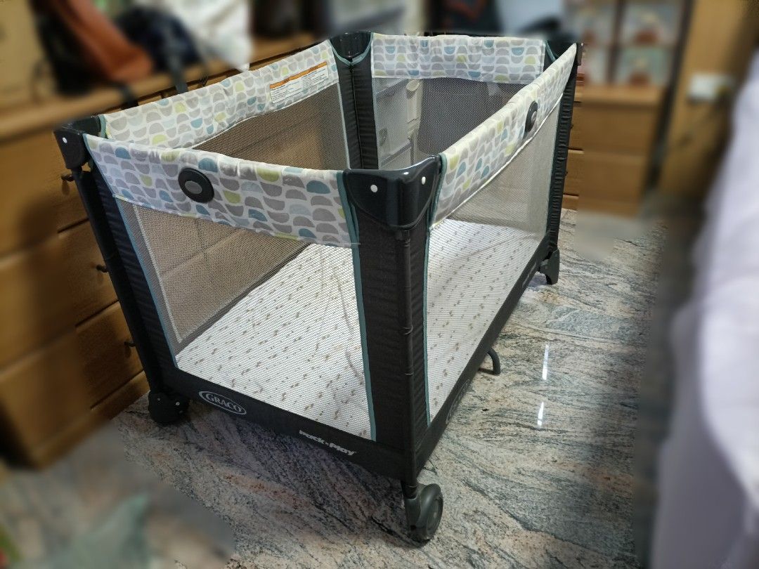 Graco Pack n Play (Collapsible Playpen), Babies & Kids, Baby Nursery