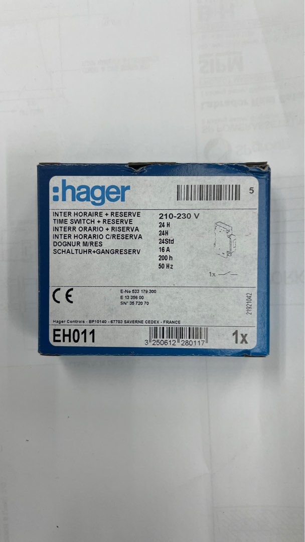 Hager EH011 daily time switch, Furniture & Home Living, Lighting & Fans