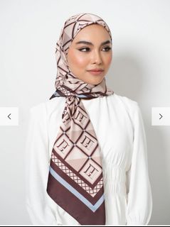 Harirose heritage monogram scarf