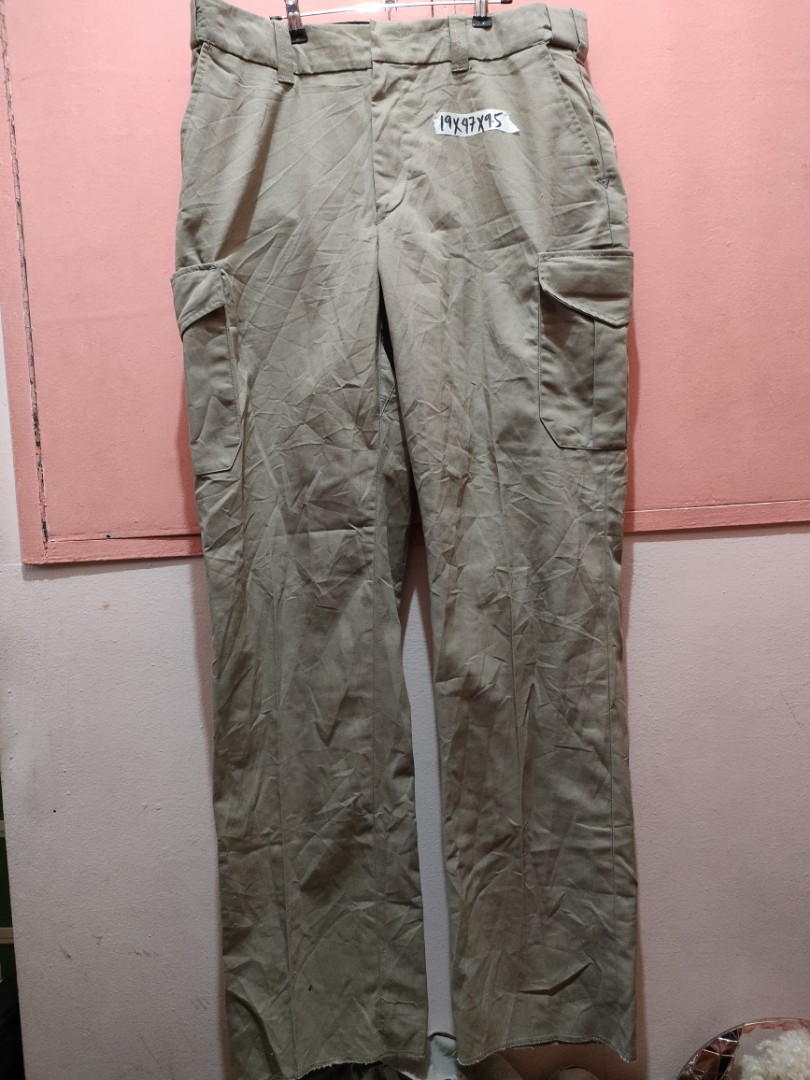 Horace small cargo pants on Carousell