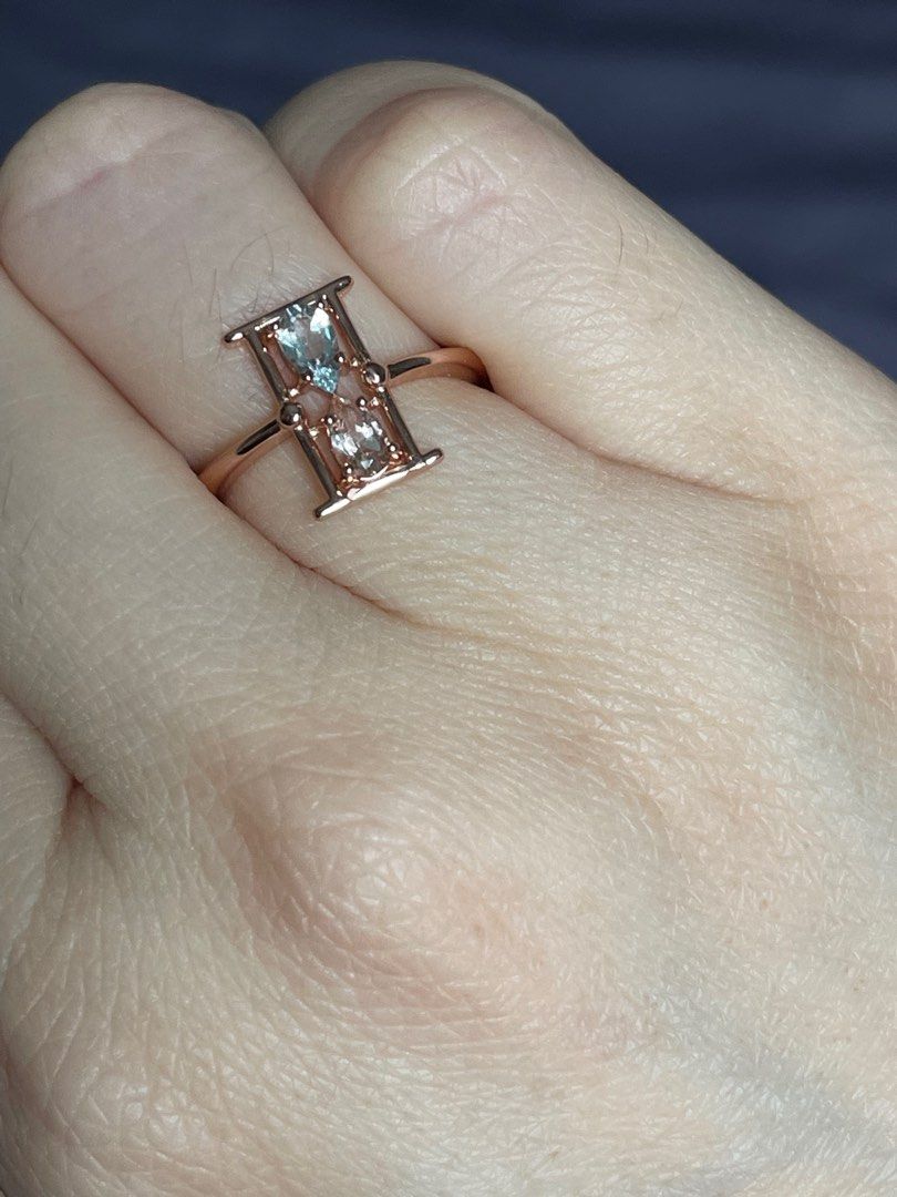 Hourglass ring Women s Fashion Jewelry Organisers Rings on