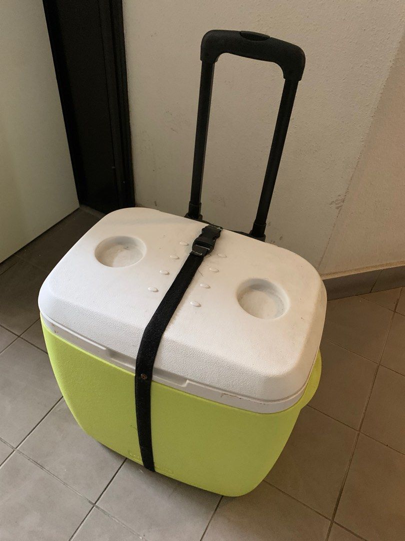 Ice box with wheels, Sports Equipment, Hiking & Camping on Carousell