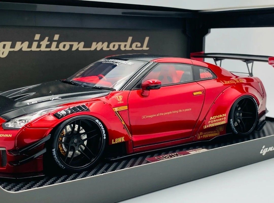 Ignition Model 1/18 - Nissan GT-R R35 Type 2 - Noir/Rouge - LB-WORKS