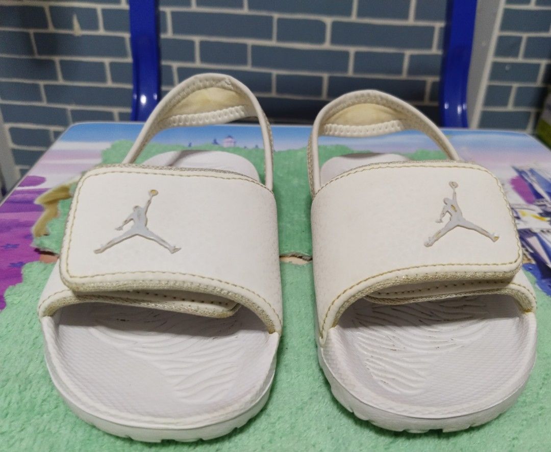 Air Jordan Slippers - KICKS CREW