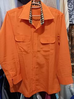 Kemeja lengan panjang orange  unisex - size M
