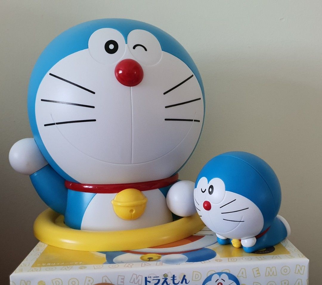 Large Doraemon 18cm & Bandai big head Doraemon X 5, Hobbies & Toys