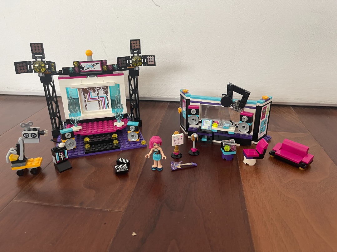 Lego friends pop star tv studio deals