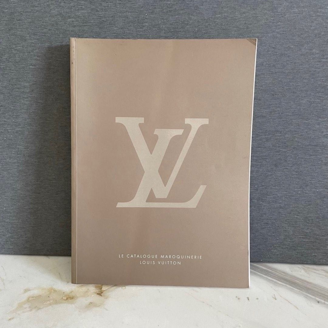 Louis Vuitton Le Catalogue Maroquinerie Paperback 2010 *Pre Owned* FREE  SHIPPING