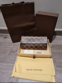 Louis Vuitton Passport Cover N64412 (Damier Ebene), Luxury, Accessories on  Carousell