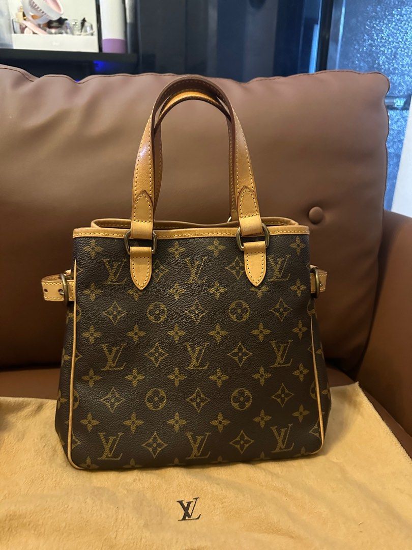 L.V Monogram Canvas Batignolles Vertical PM, Luxury, Bags & Wallets on  Carousell