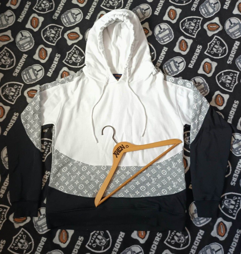 Louis Vuitton Hoodie, Men's Fashion, Coats, Jackets and Outerwear on  Carousell