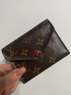 （分類：）位於 。 由 preloveditemshk 提交（商品編號 1222988202，圖片 1）。簡介： 。