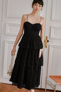 (M) BNWT SHOPFASHMOB FM FASHMOB Fash Mob Paige Embroidery Tiered Maxi Dress - Black
