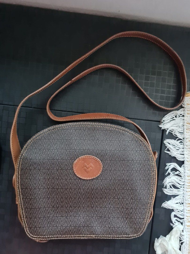 Mario valentino sling bag store