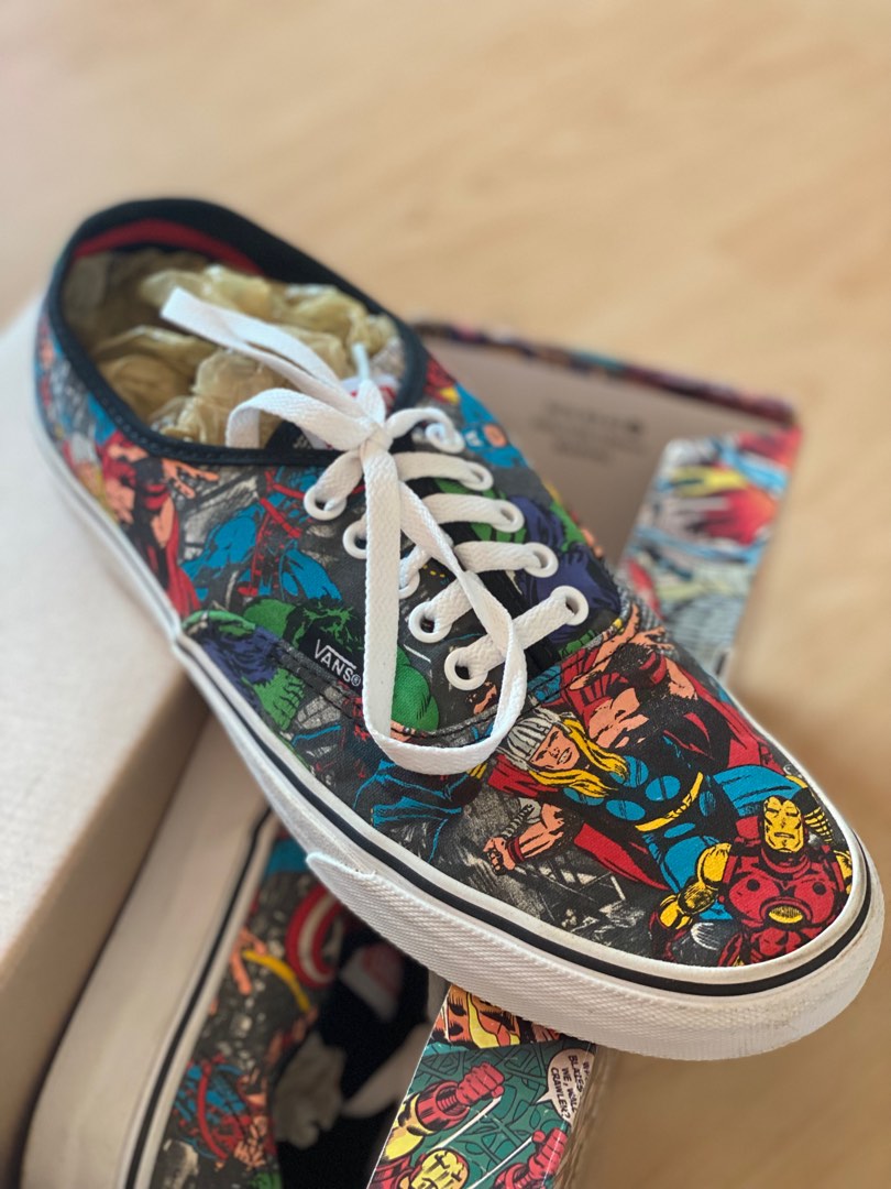Marvel comics Vans size us9