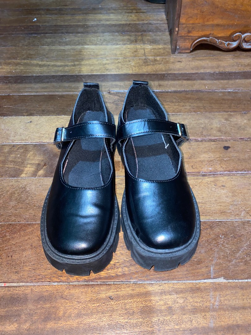 white platform mary jane shoes