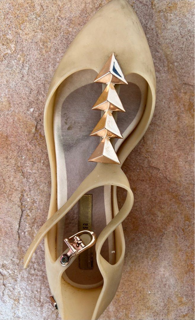 Melissa rose cheap gold slides