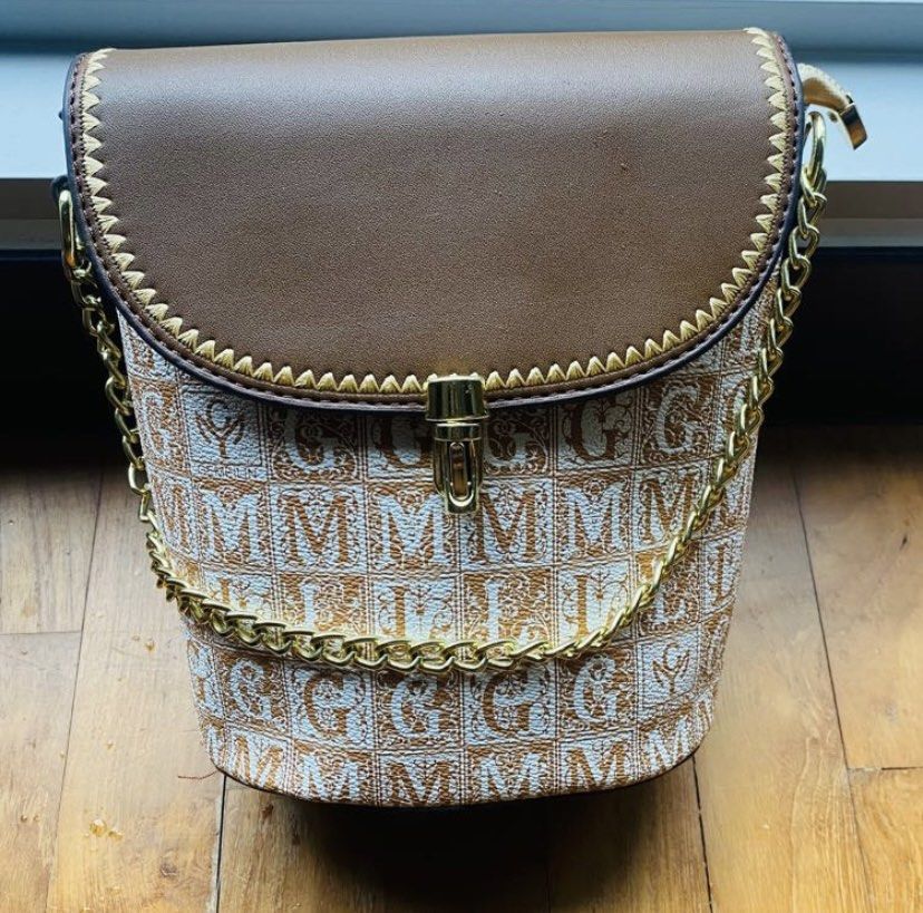Lv Transparent, Women's Fashion, Bags & Wallets, Purses & Pouches on  Carousell