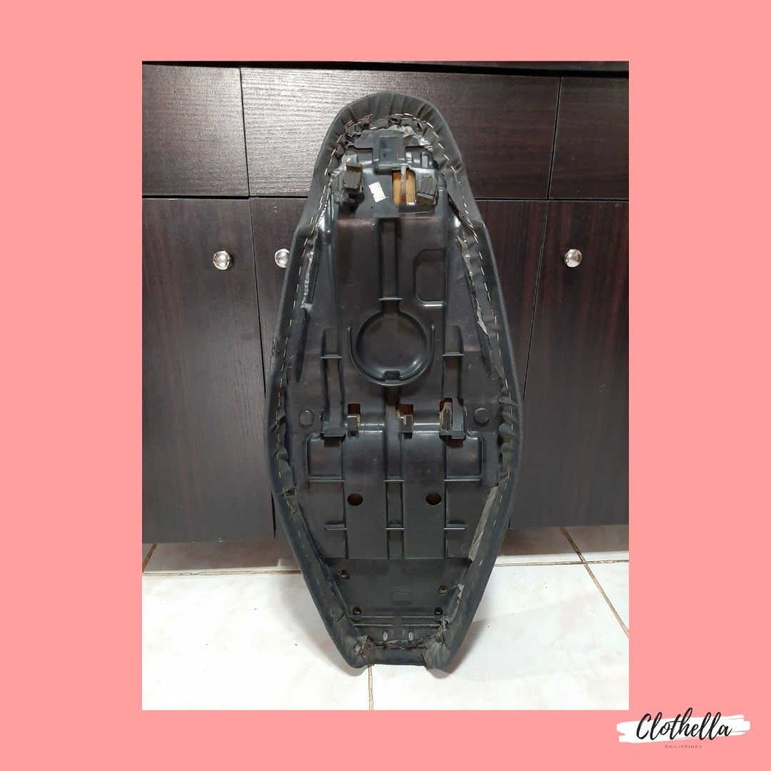 Motorcycle Seat, Motorbikes, Motorbike Parts & Accessories, Body Parts