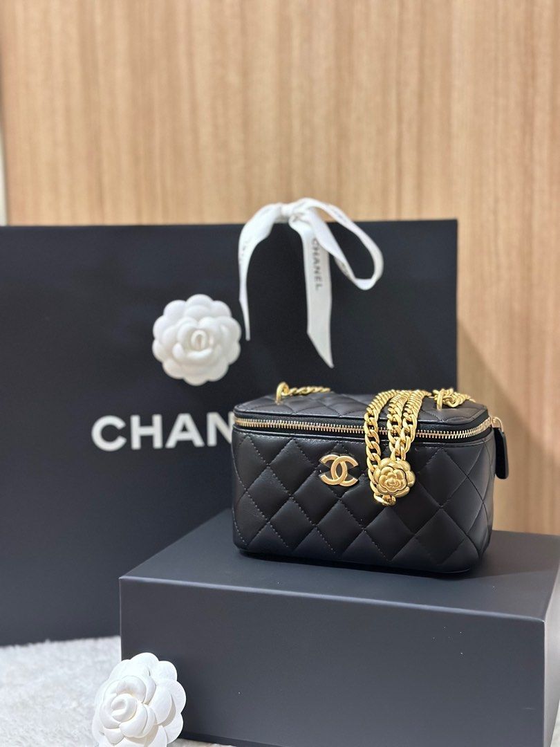 Chanel hotsell purses new