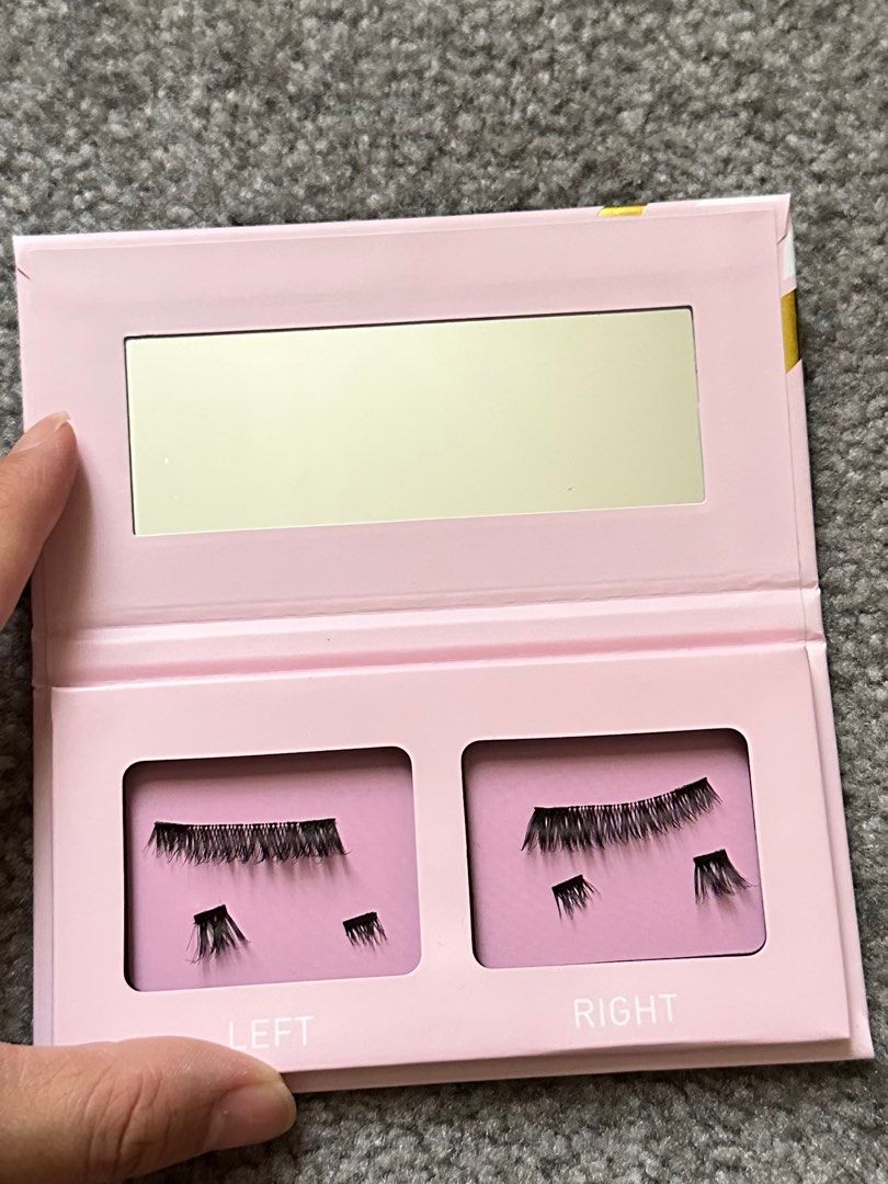 NEW Luxx Lash Magnetic Eyelashes (Category: Makeup) located in General Trias. Submitted by kimlagmanyala (Listing ID 1222897198, Image 1). Description: BRANDNEW Luxx Lash Magnetic Eyelashes RFS: Not gonna use Bought for 1800.