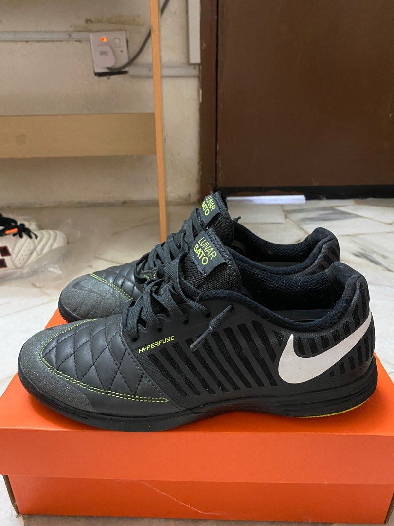 Nike gato sales size 6