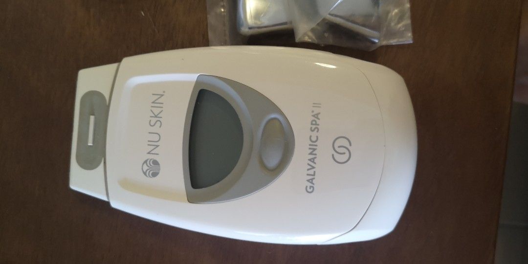 Nuskin Galvanic Spa machine only, Beauty & Personal Care, Face, Face