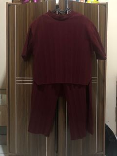 One set knit Maroon